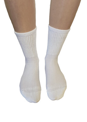 PAMELA MANN Extra Wide Ankle Socks White Super Soft Eco Friendly Bamboo Blend