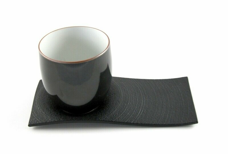 HINODE Porzellan Tasse m. Untersetzer