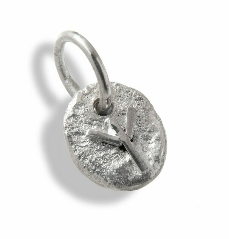 Rune Pendant, ALGIZ-protection
