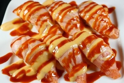 Spicy Seared Salmon Sushi