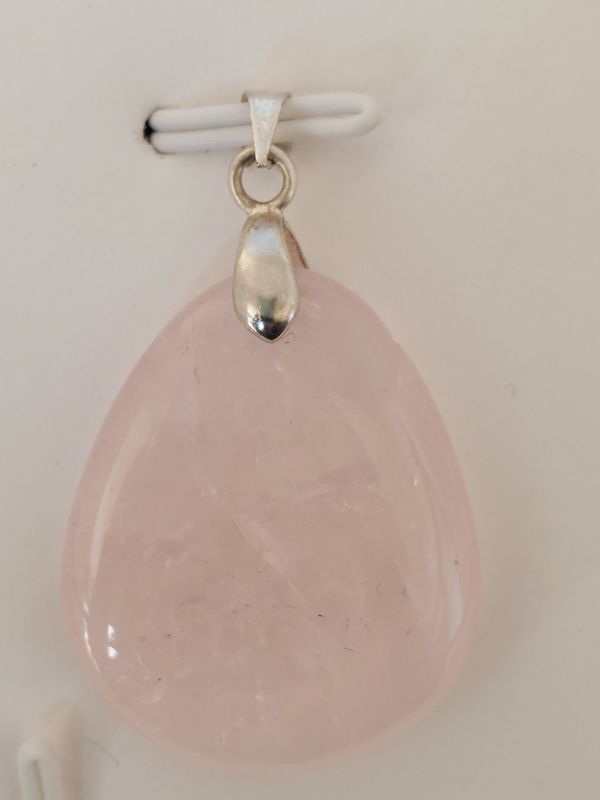 QUARTZ ROSE pendentif