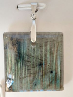 LABRADORITE pendentif carré