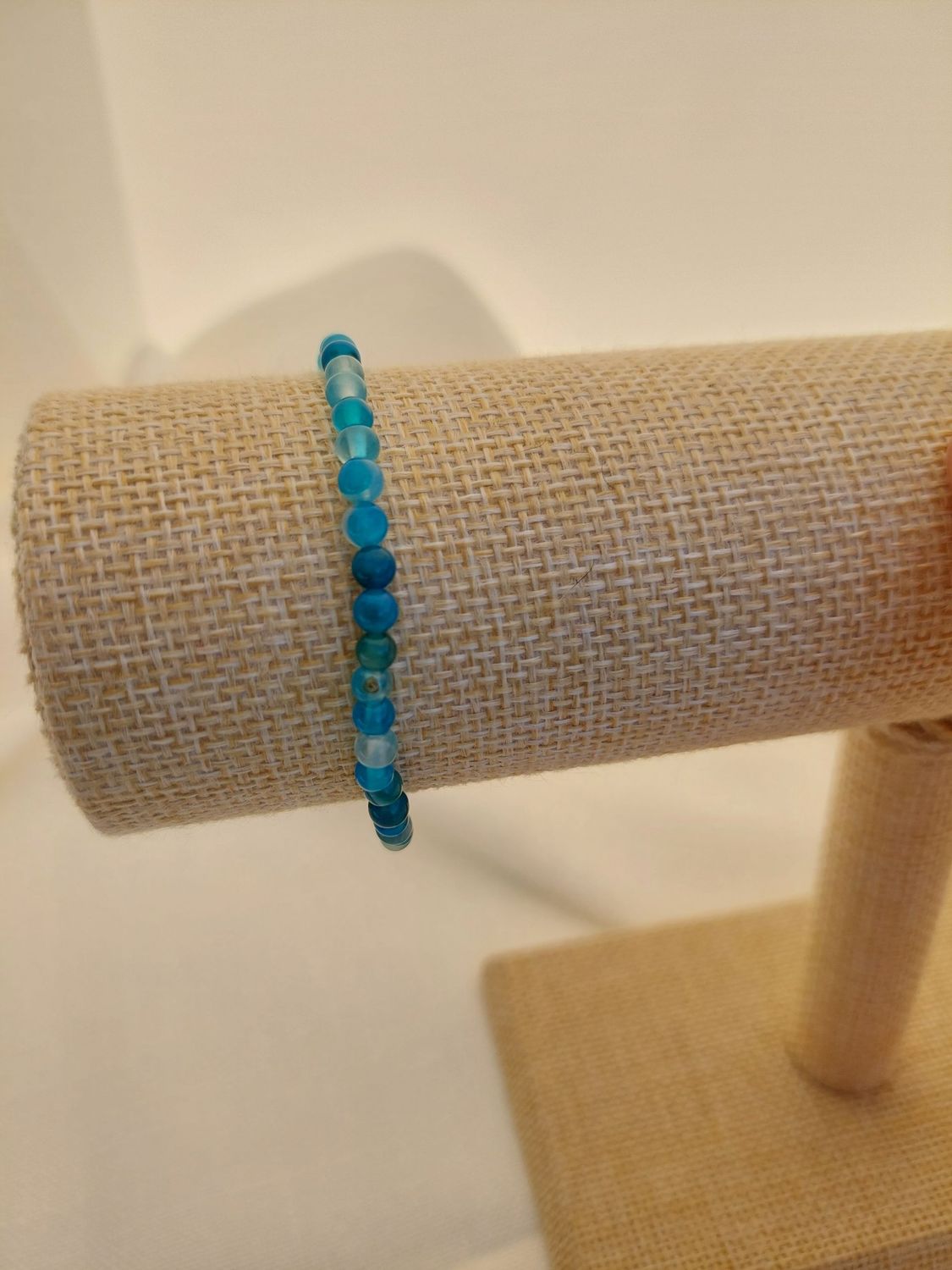 APATITE bracelet 4mm