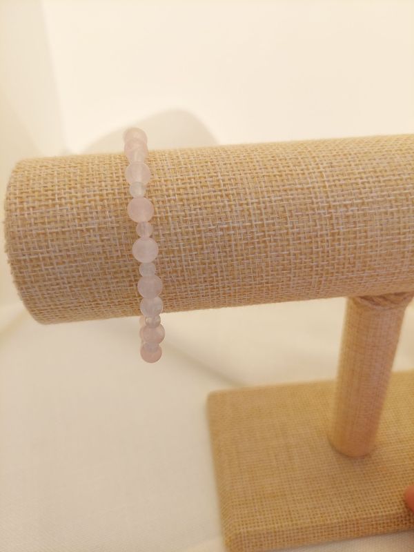 QUARTZ ROSE bracelet 4-6 mm