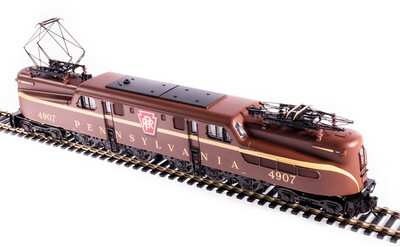 Broadway Limited Imports USRA GG1 Electric PRR #4916 (Tuscan, Single Stripe, buff Lettering) - Sound and DCC - Paragon3