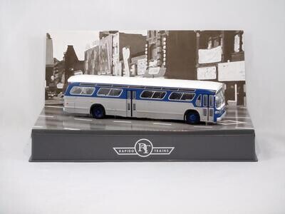 Rapido HO New Look Bus Deluxe Unlettered Blue