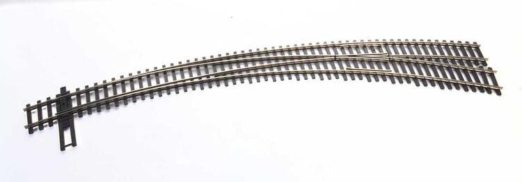 Walthers Track HO Code 83 Nickel Silver DCC Friendly Curved Turnout - 20 and 24&quot; Radius - Right Hand