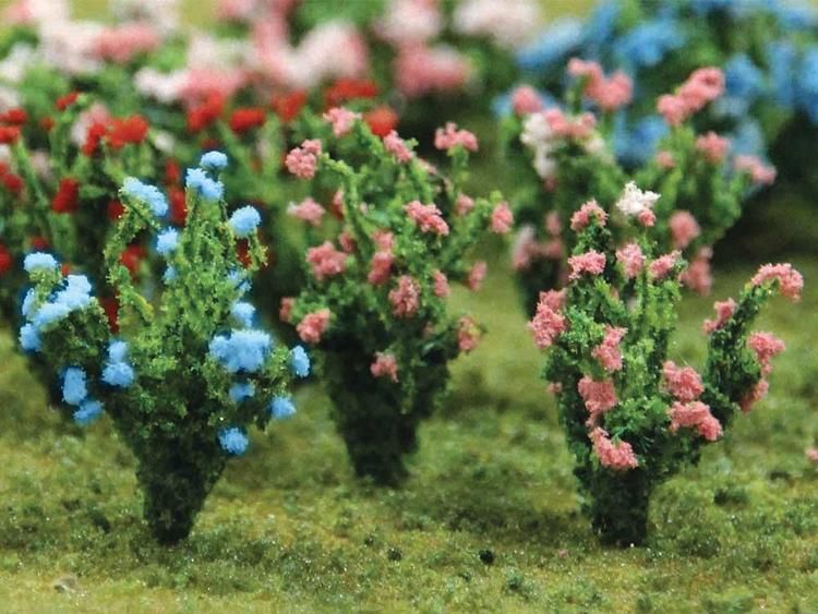 Bachmann HO Pink &amp; Blue Flowering Bushes 1&quot; Tall - pkg(8)