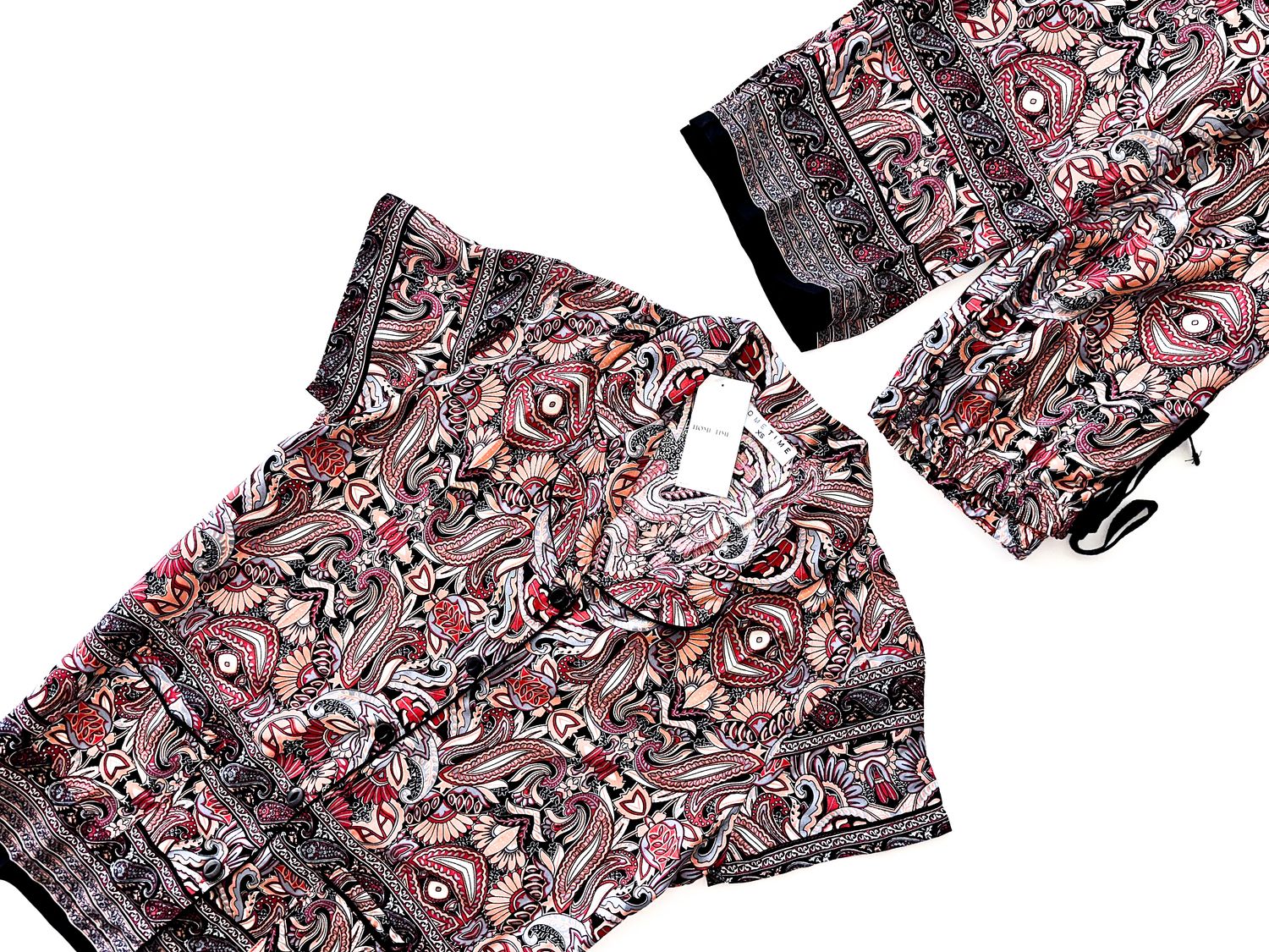 BLACK PAISLEY BORDER SHORT LONG - RAYON (XS ONLY)
