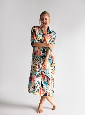 LEISUREWEAR