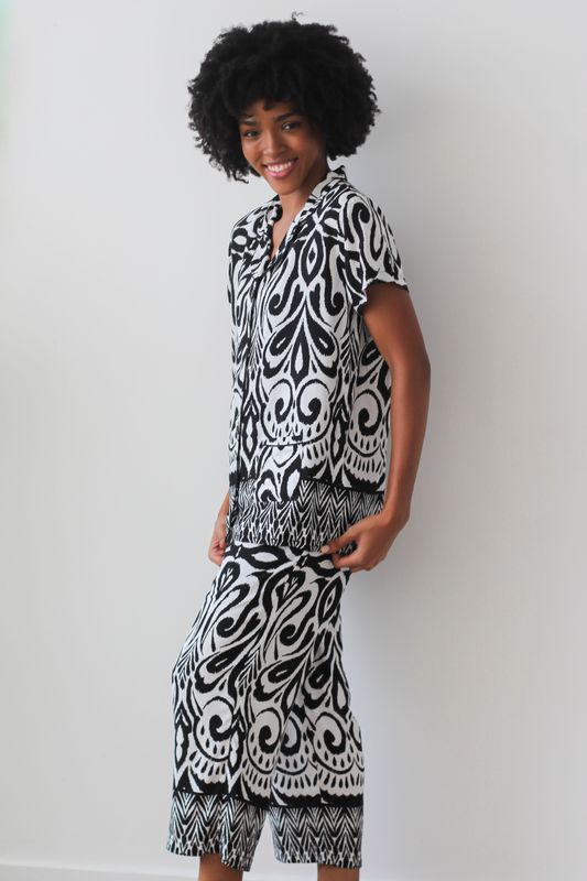 BLACK & WHITE BORDER 3/4 SET - RAYON BLACK & WHITE BORDER 3/4 SET - RAYON