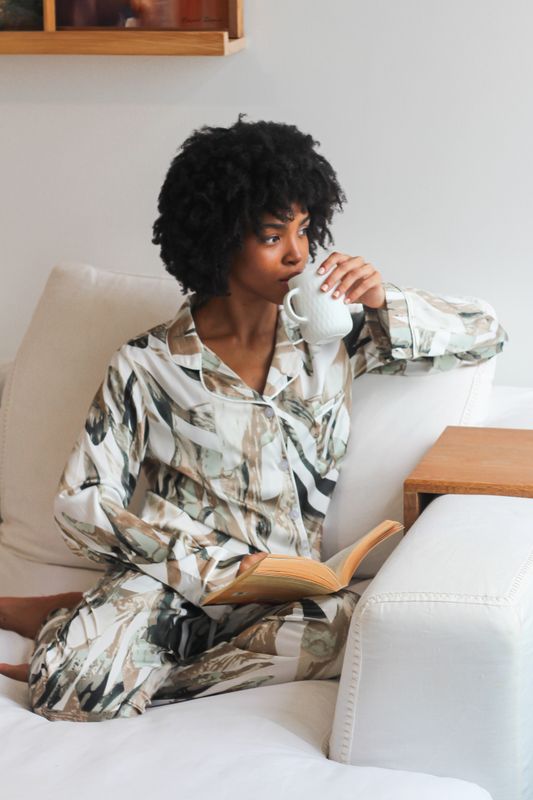 GREEN/BROWN ABSTRACT CLASSIC SET - SATIN (XS ONLY) GREEN/BROWN ABSTRACT CLASSIC SET - SATIN (XS ONLY)