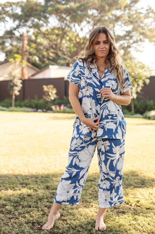 BLUE FLORAL 3/4 SET - RAYON ((XS ONLY)