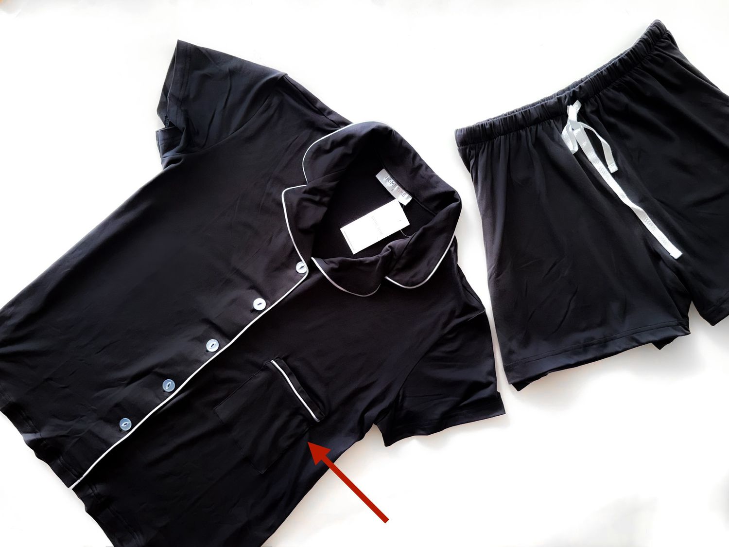 REJECT BLACK KNIT SHORT SET (POCKET INCORRECTLY PLACED)