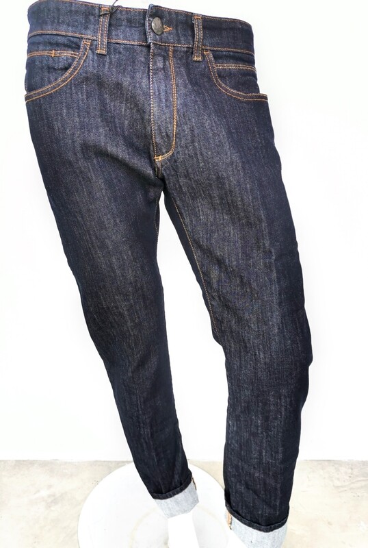 Jeans in denim stretch lavaggio scuro