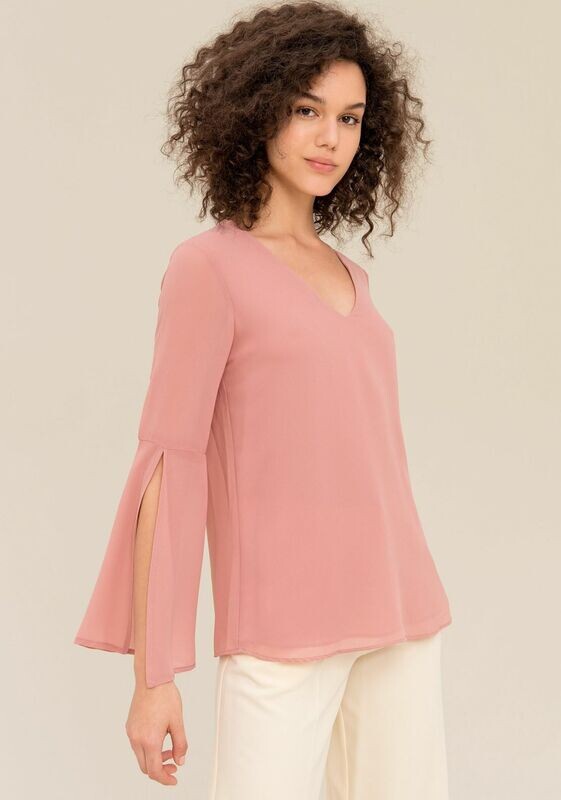 Blusa con maniche a volant