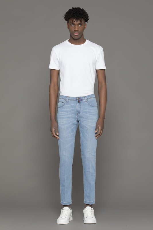 Jeans slim fit in denim stretch chiaro