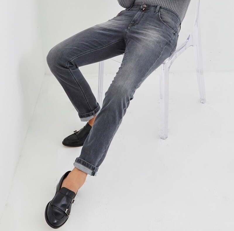 Jeans super slim fit con lavaggio grigio