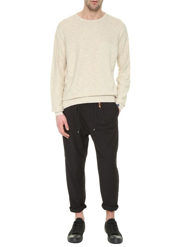 Pullover paricollo in filo