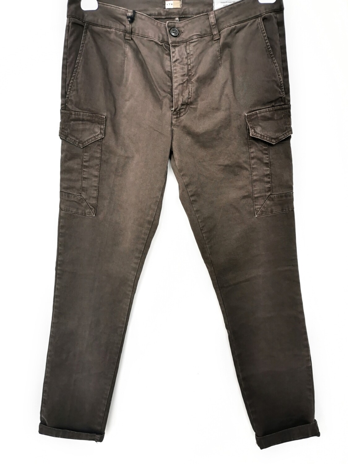 Pantalone slim fit chino con tasconi