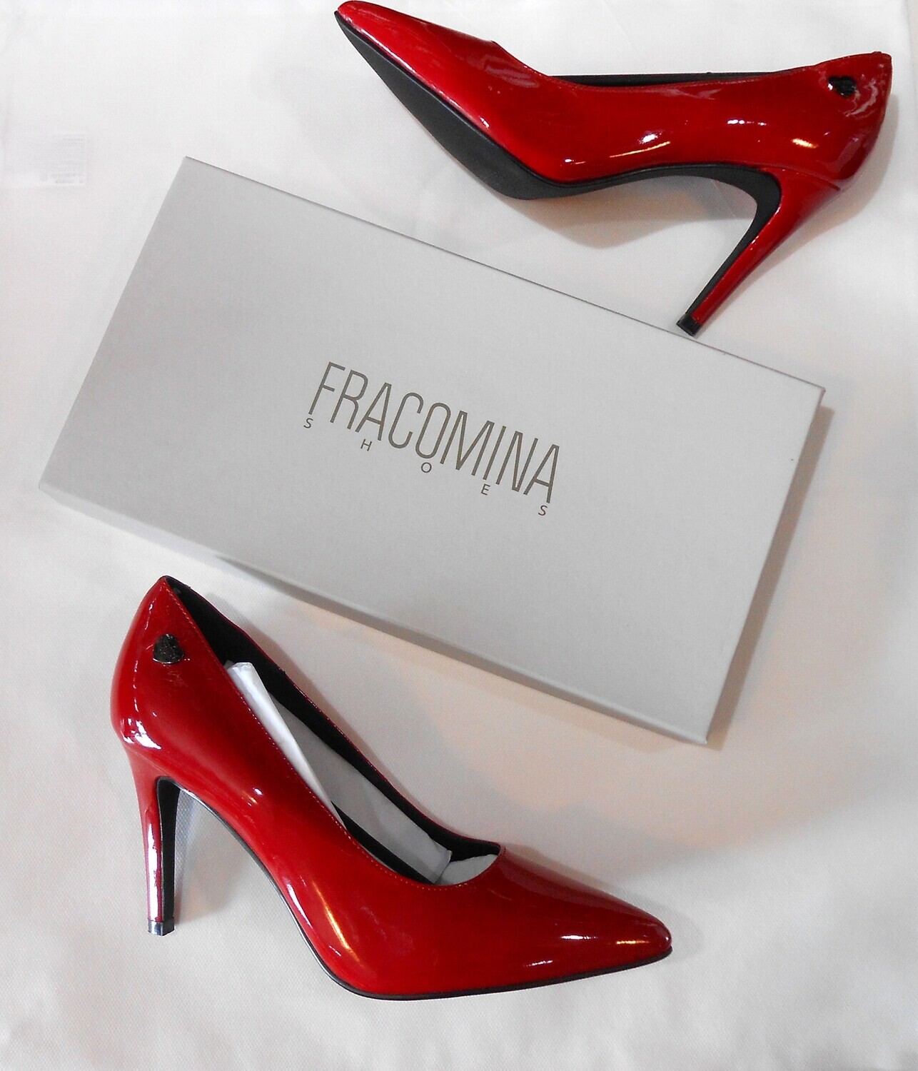 Scarpe décolleté altezza media.