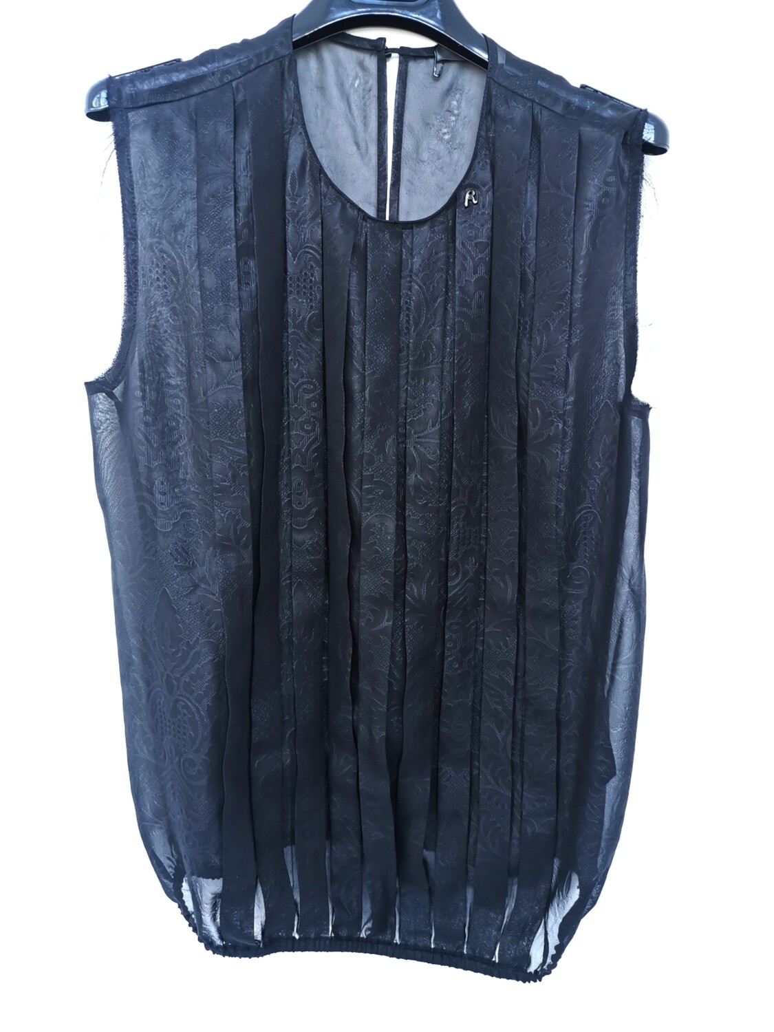 Top damascato con pieghe