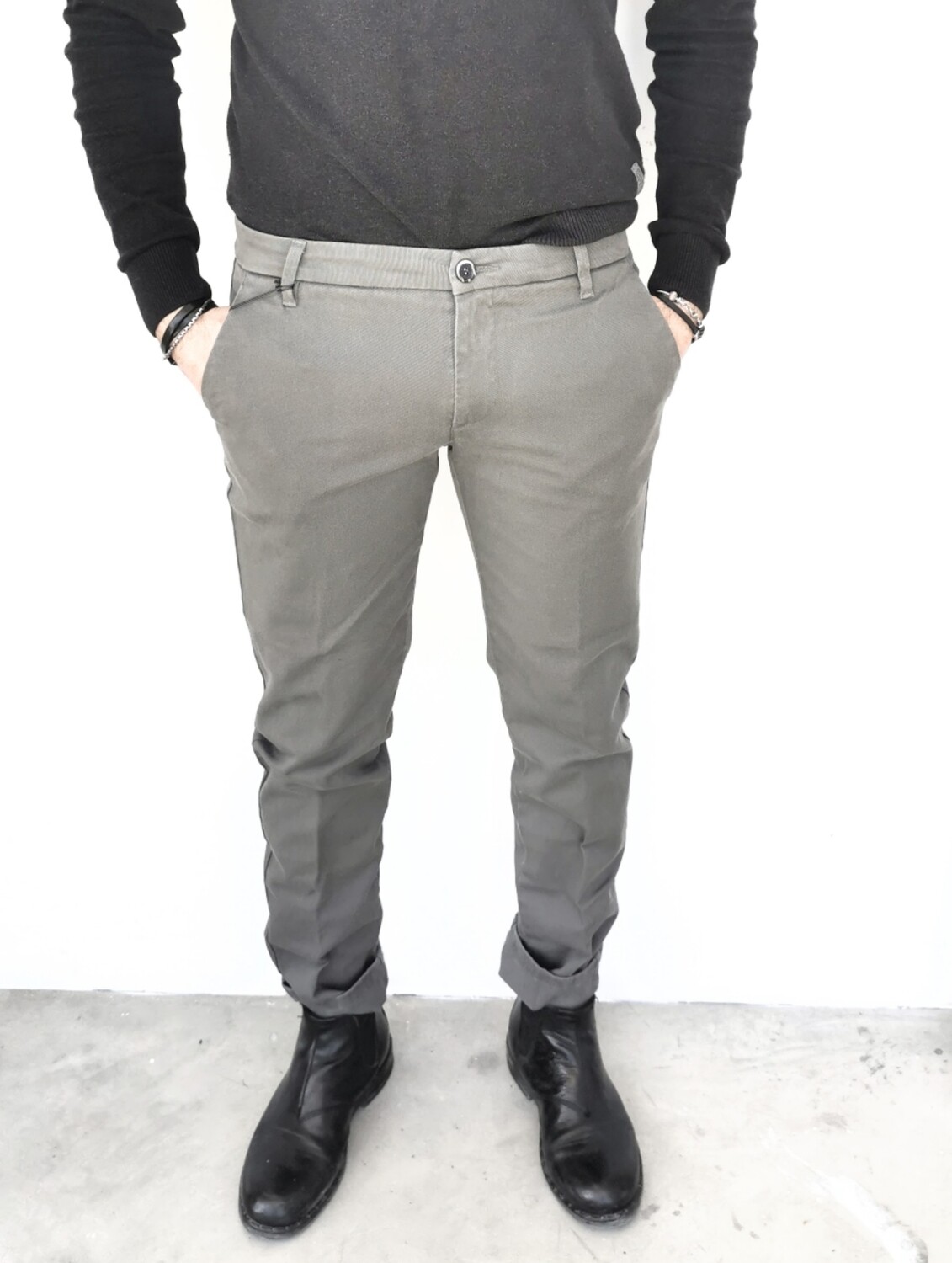 Pantalone chino  super slim fit in gabardina