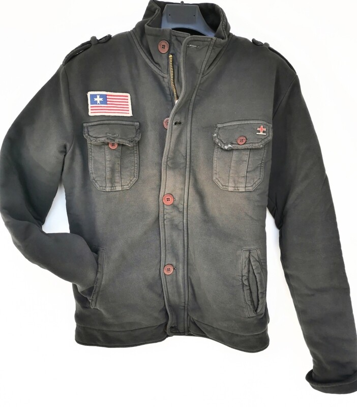 Giubbino in felpa con tasche frontali