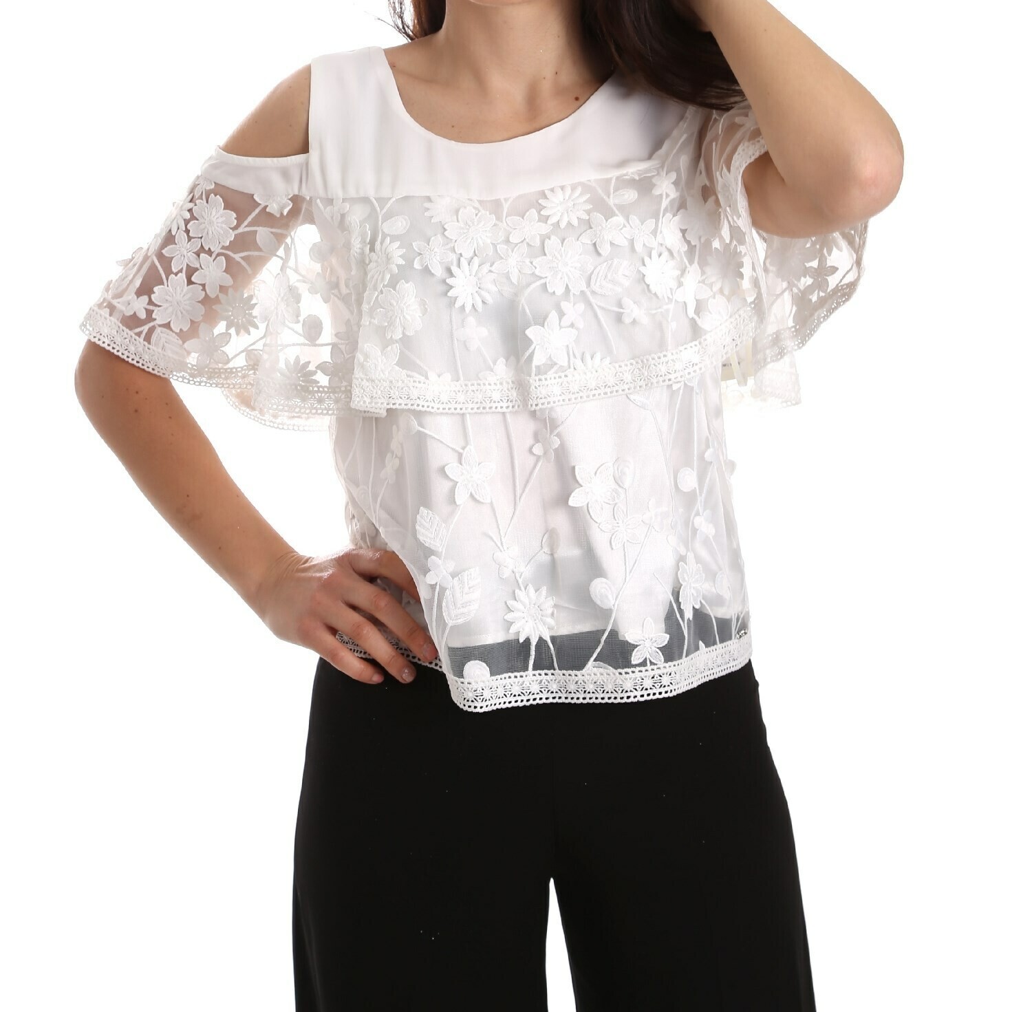 Top con tulle e ricami