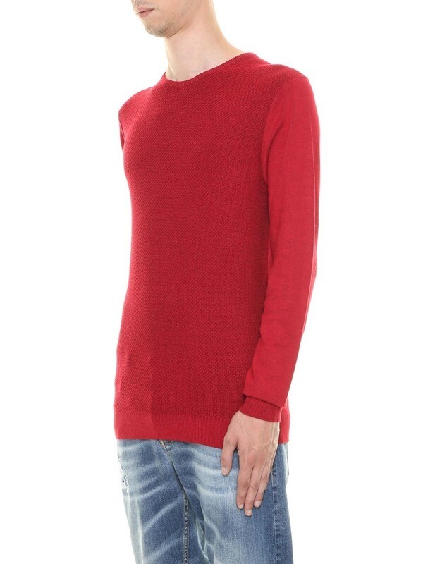 Maglia girocollo con toppe