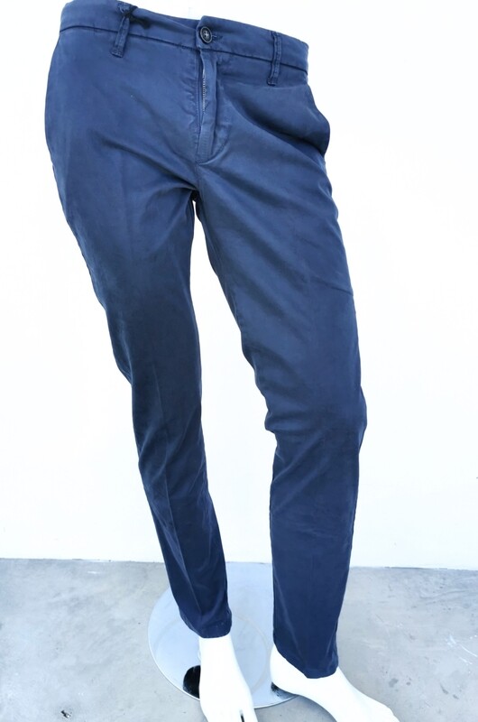 Pantalone chino super slim in raso di cotone
