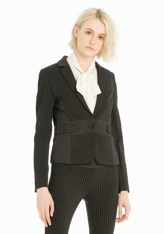 Giacchino gessato con cinturino