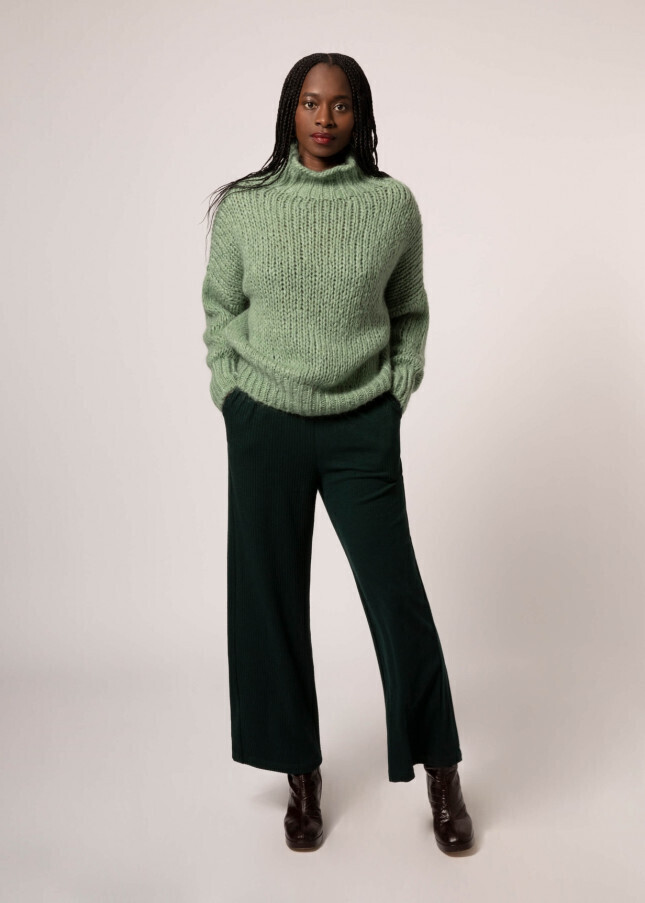 Pantalone svasato con coulisse