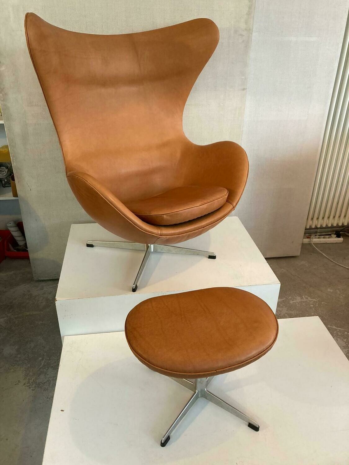 Egg Chair & Ottoman Leder Arne Jacobsen Fritz Hansen