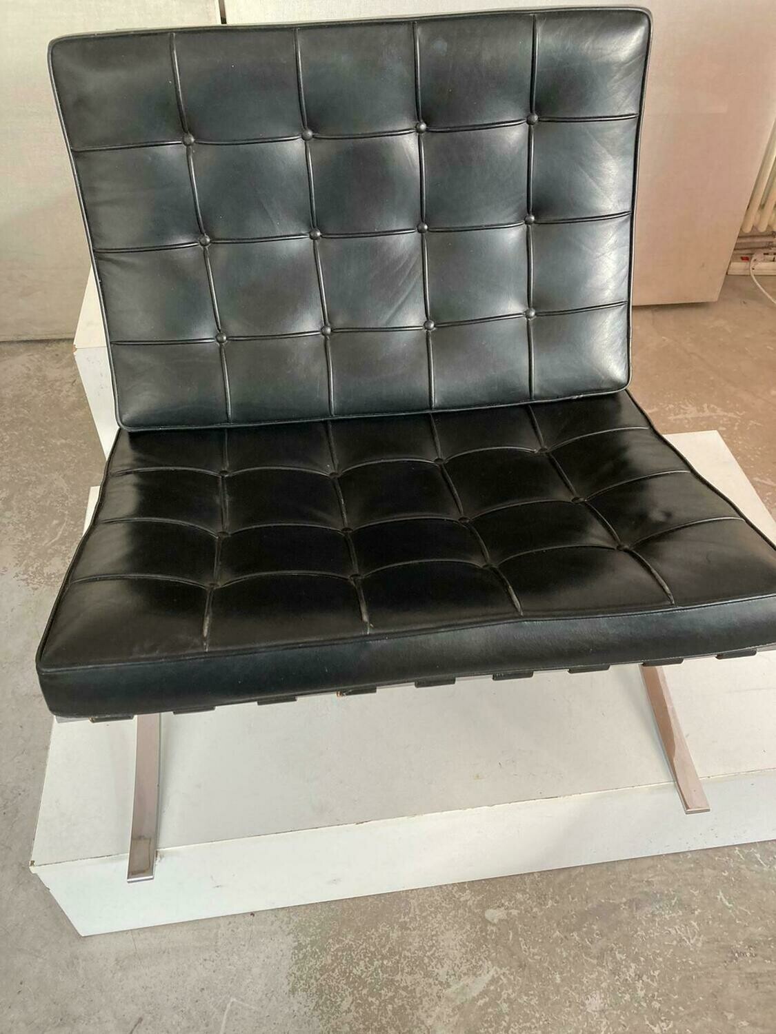 Barcelona Chair - Mies van der Rohe - Knoll Int.
