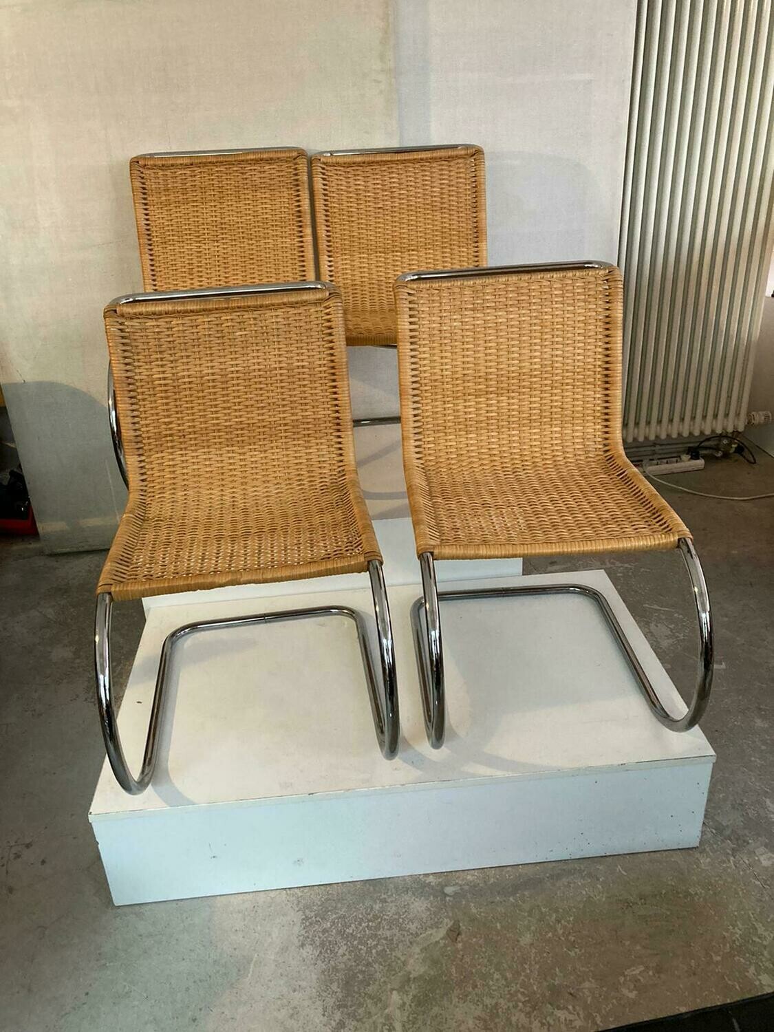 Thonet S 533 Stuhl Freischwinger