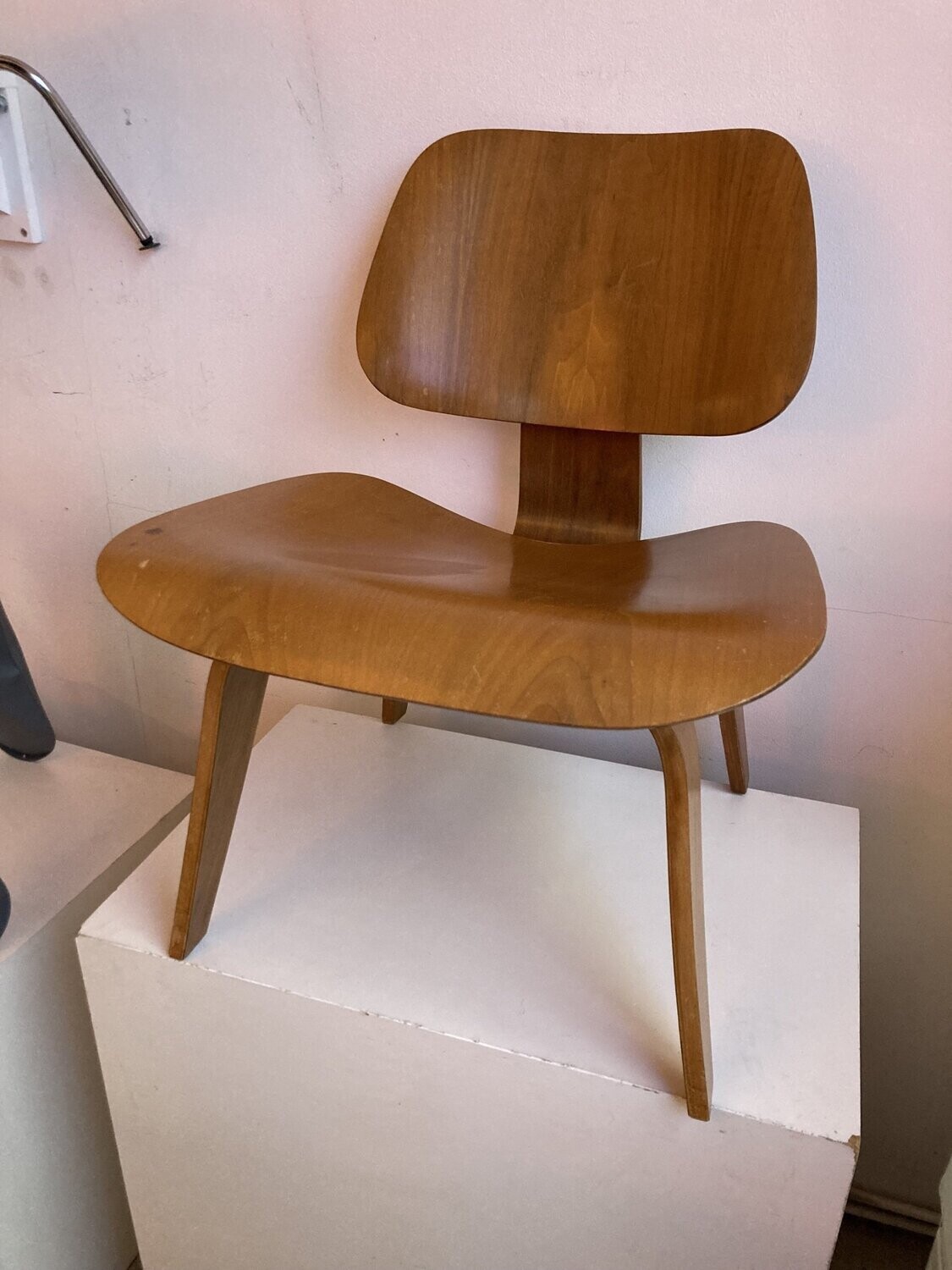 Plywood Chair LCW Stuhl Ahorn