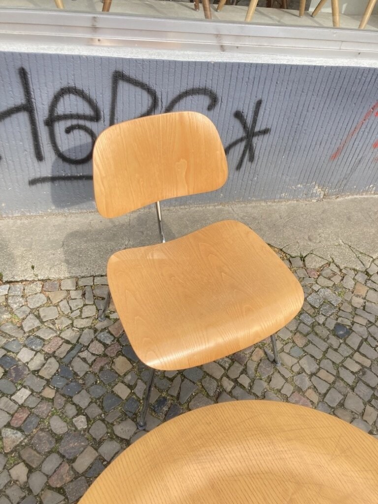 DCM Dining Chair Metal Eames Vitra