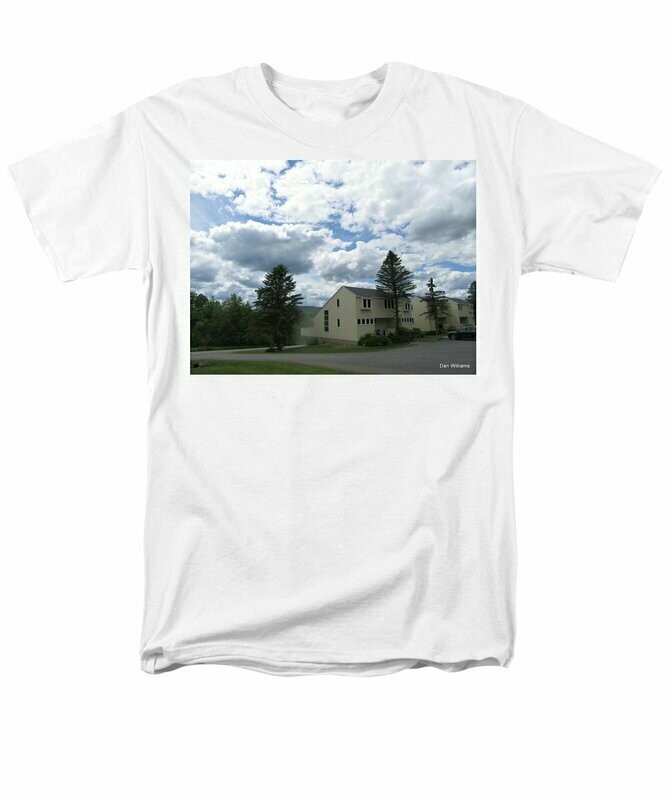 Roxbury Run Village - Men's T-Shirt  (Regular Fit)