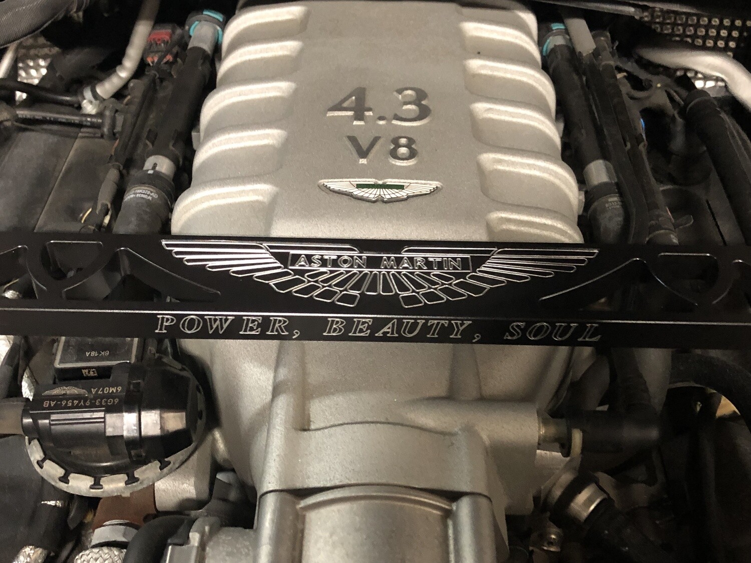 Aston Martin V8 Vantage Brace Kit