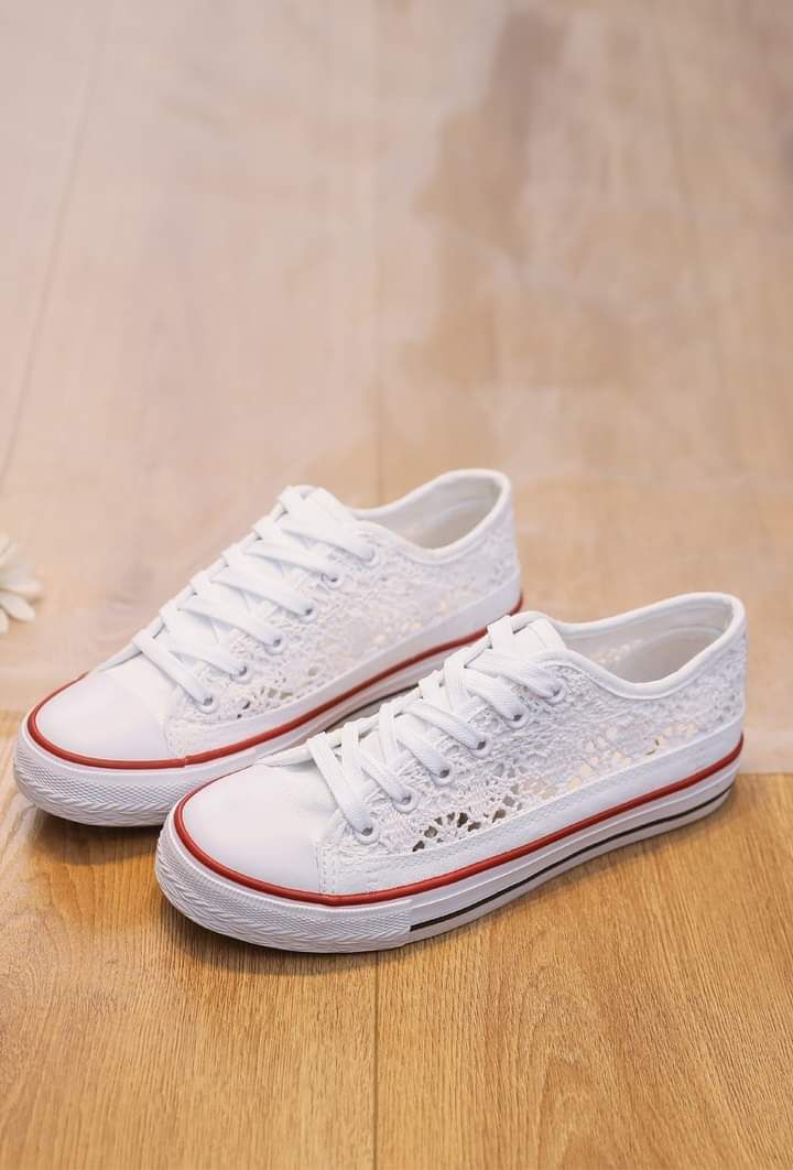 PROMO baskets dentelle