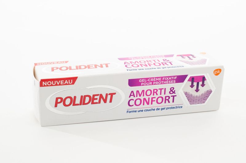 Crème adhésive fixative