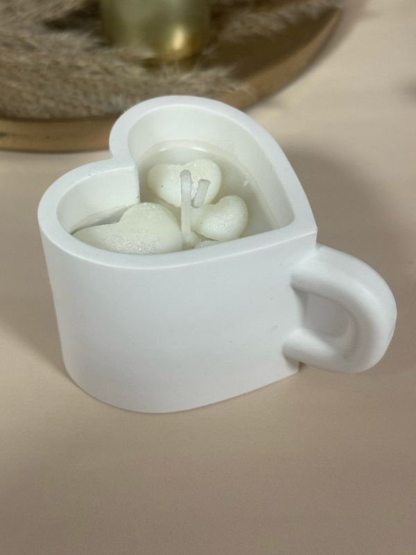 Herztasse als Duftkerze