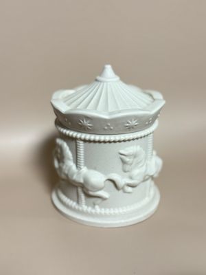 Karussell – Duftkerze in handgegossener Karussell – Duftkerze in handgegossener