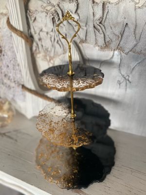 Etagere Handgegossen