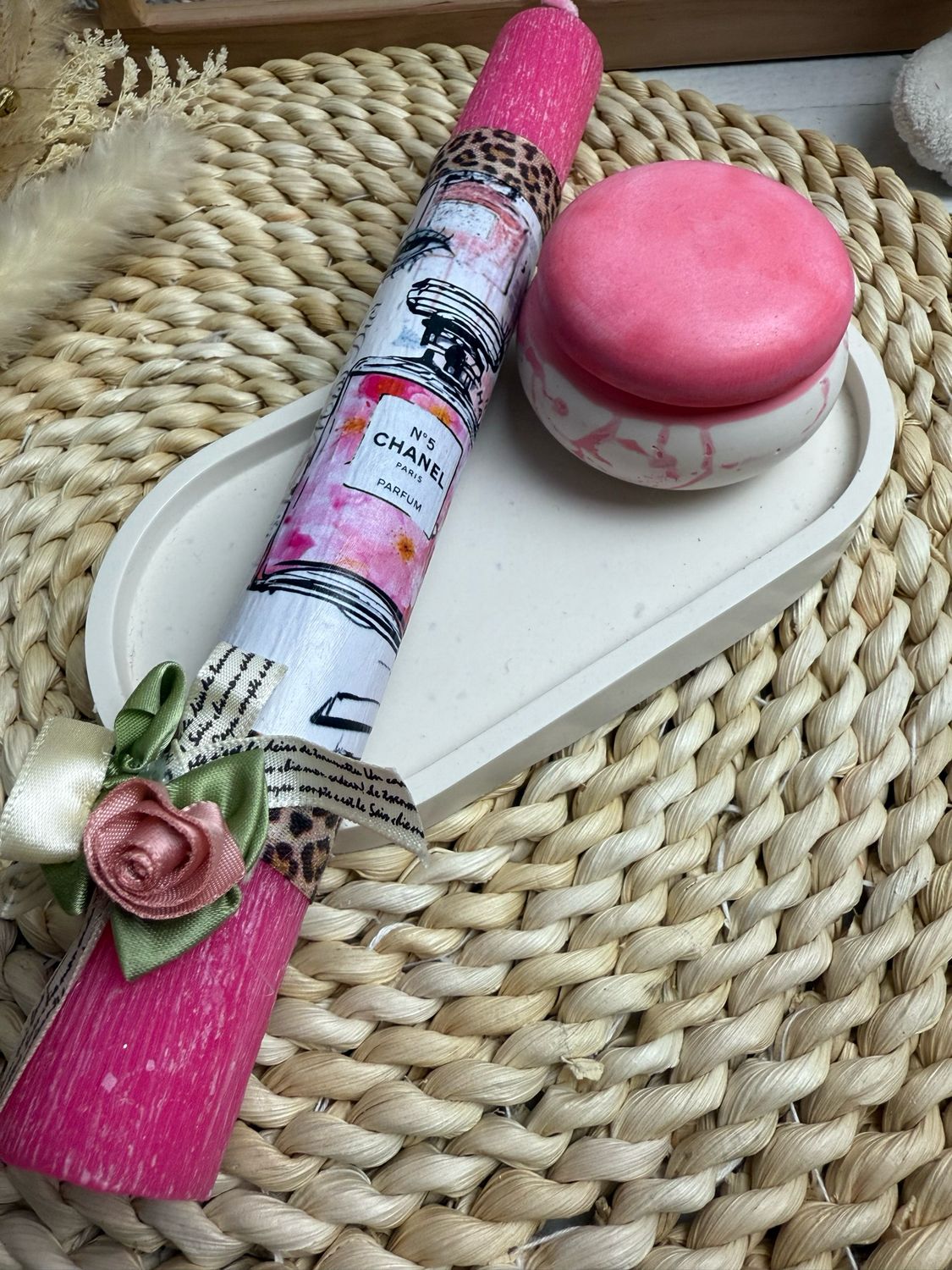 Set Osterkerze Tablett Schmuckkasten und Lederarmband Set Osterkerze Tablett Schmuckkasten und Lederarmband