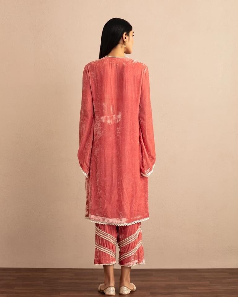 Pink silk velvet Kurta &amp; Pants with hand embroidered detailing