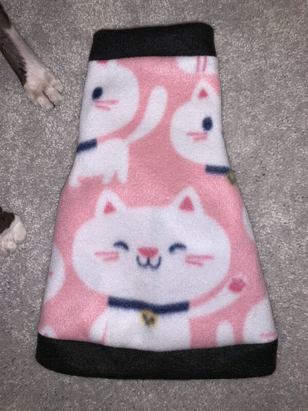 Lucky Cat W Black Trim