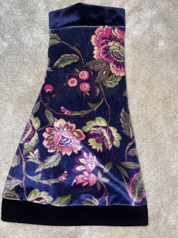 Czar With Navy Trim