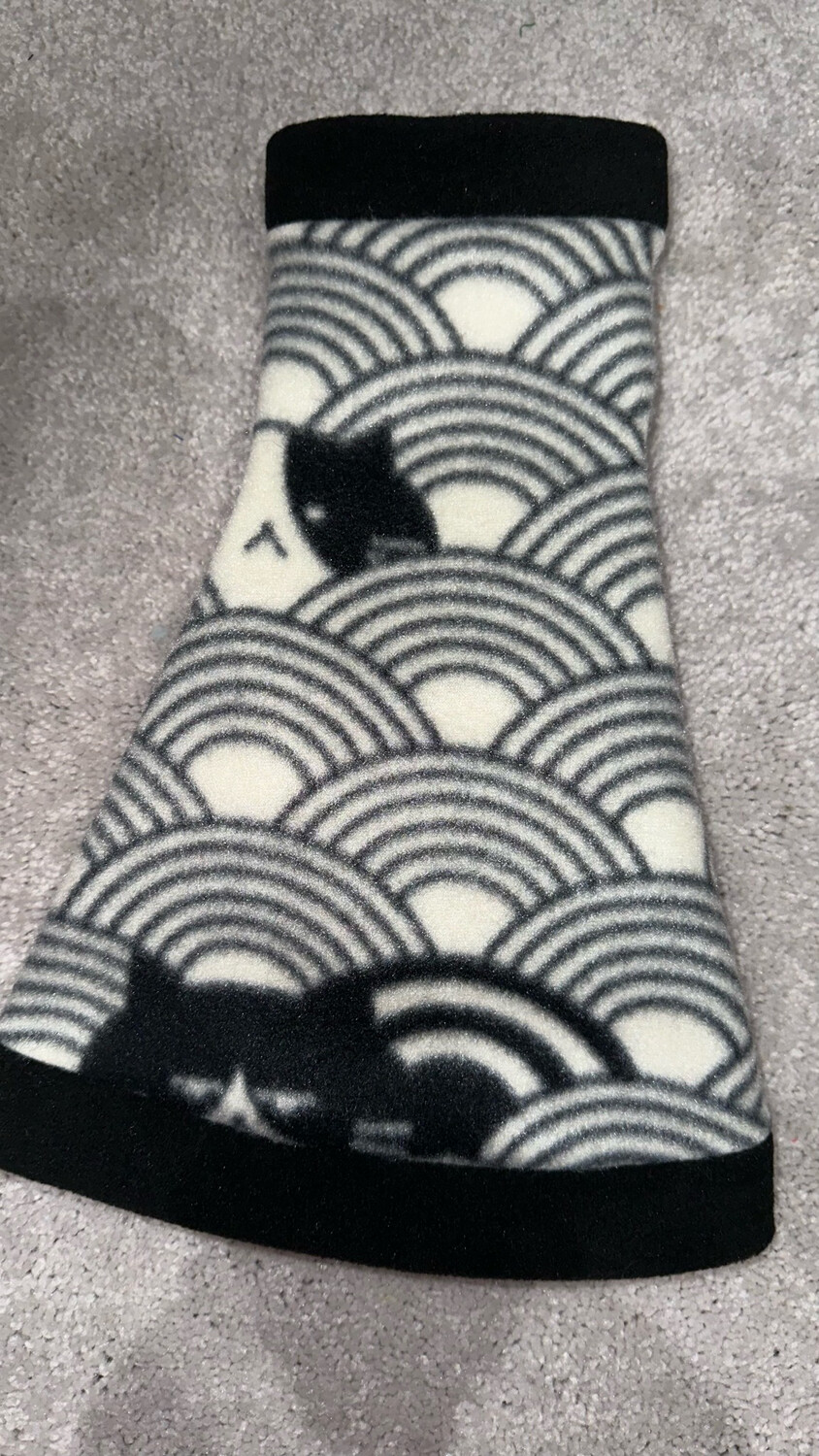 Monodramatic W Black Fleece Trim